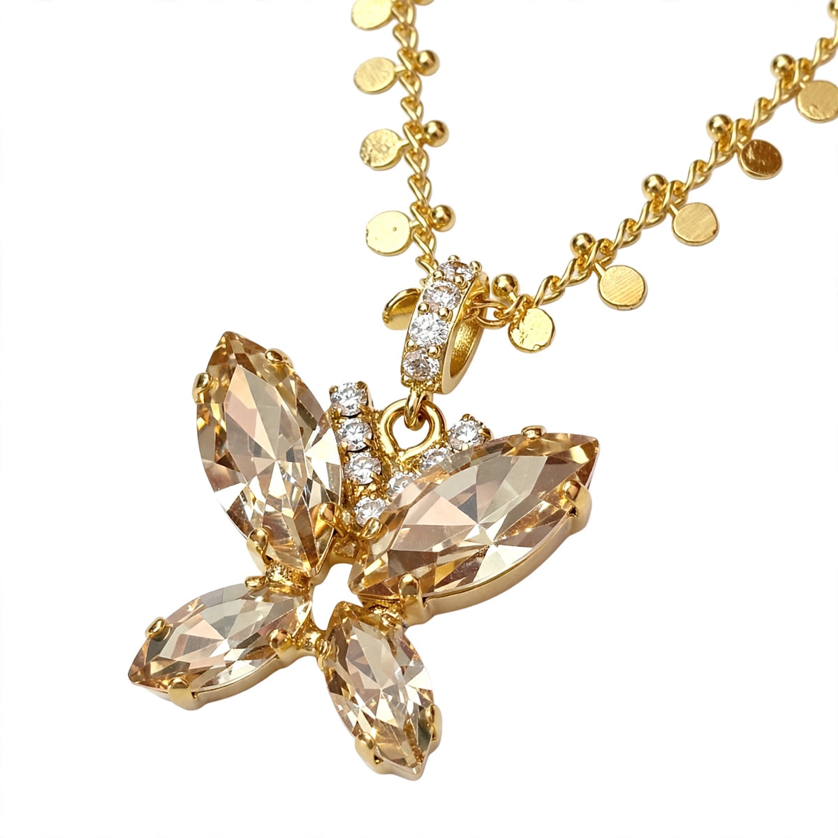 The Pendant of Felicity · Luna ·