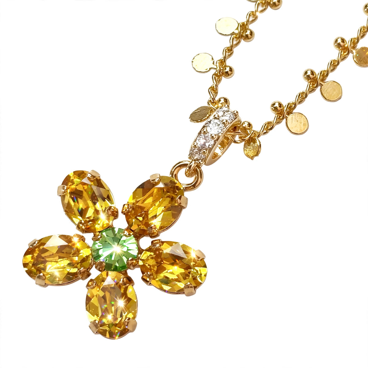 The Pendant of Splendour Fluette gold necklace detail — Mink & Davernay