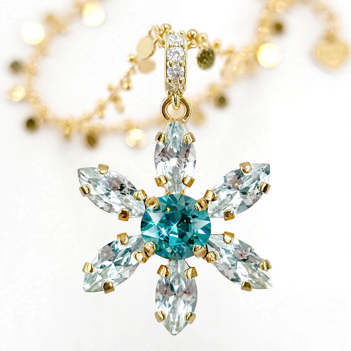 The Pendant of Intuition · Cora Mini ·