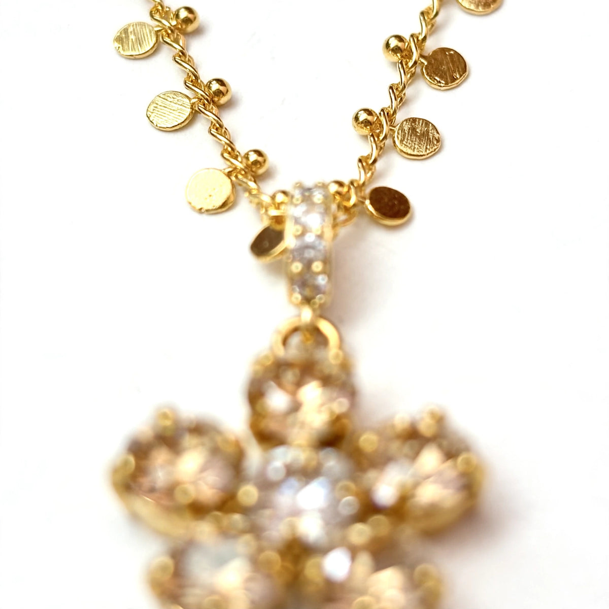 The Pendant of Majesty · Mini Lili ·